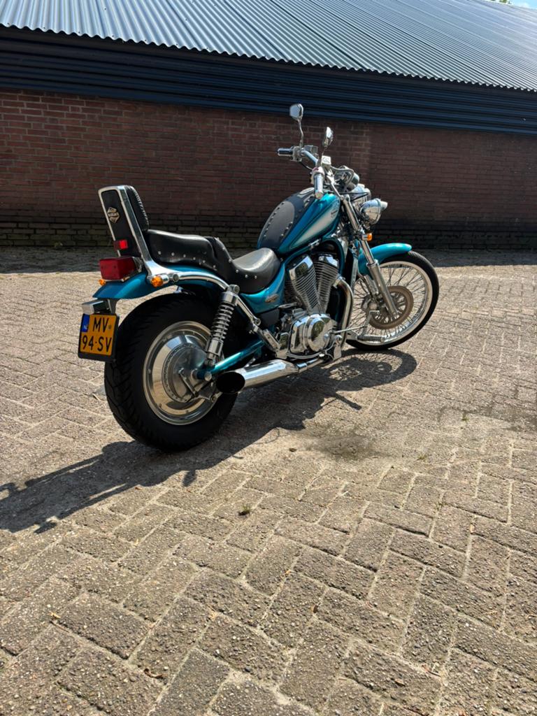 Suzuki motor, 2 cilinders, Motorrijbewijs A, Gebruikt, Particulier