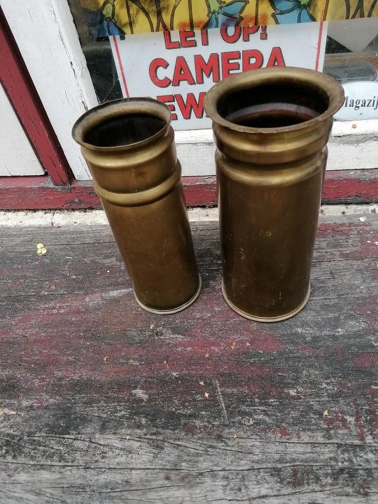 2 huls vazen WO2, Ophalen of Verzenden, Amerika, Hulzen of Bodemvondsten