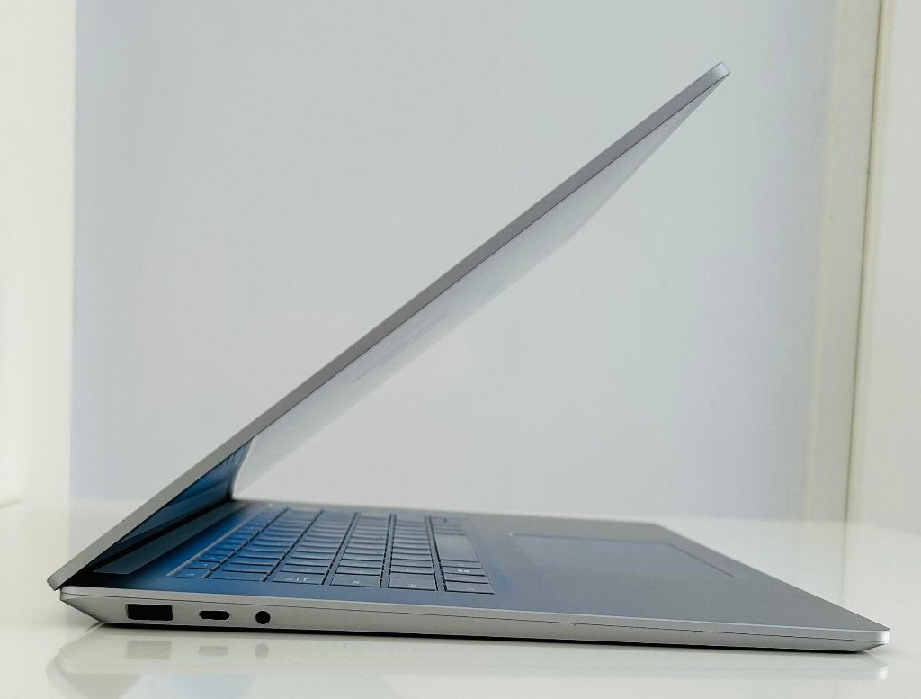 Foto 4 van Laptop i7 11e gen, 16GB RAM, 256GB NVMe SSD, Touchscreen