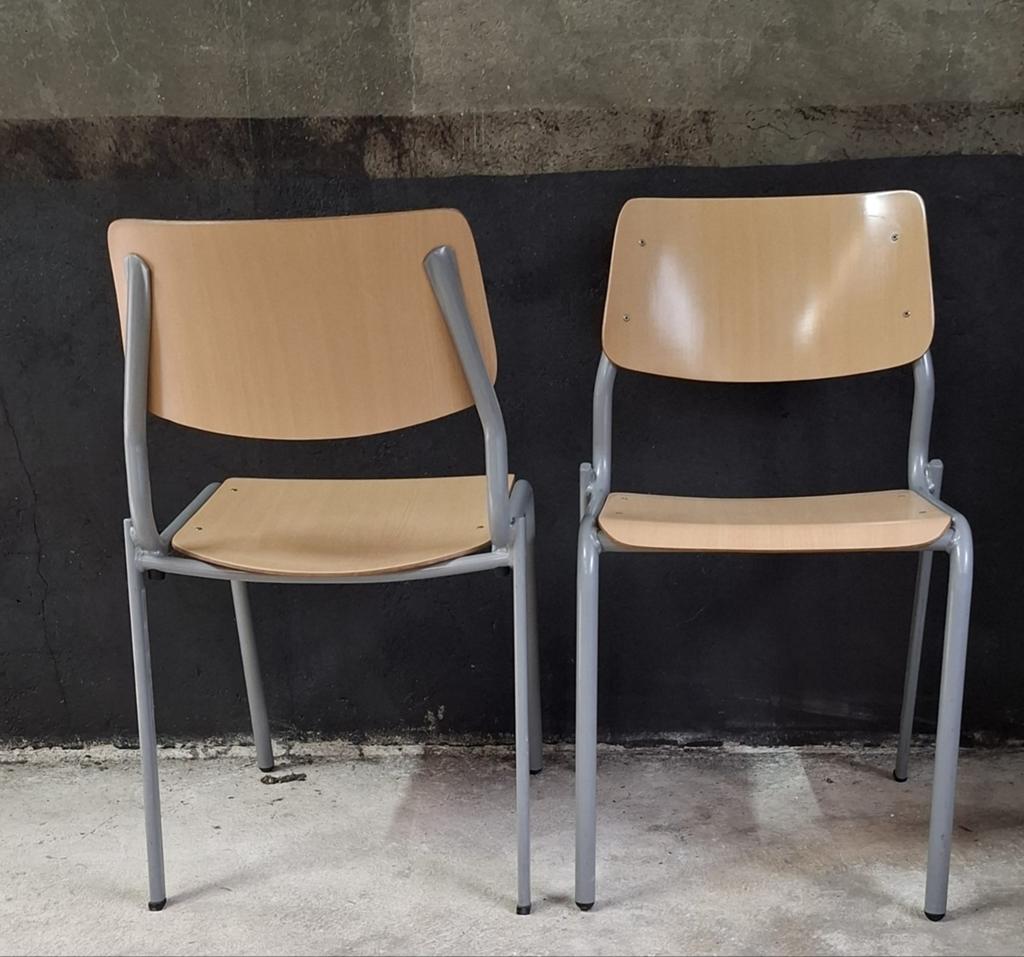 36 x Vintage schoolstoelen kantine cafe horeca stoelen hout, Bruin, Ophalen of Verzenden, Zo goed als nieuw, Vijf, Zes of meer stoelen