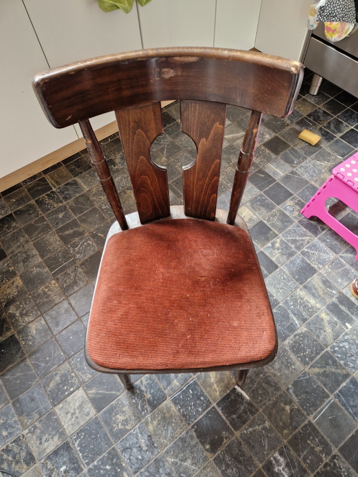 6 houten eetcafe stoelen, Ophalen, Gebruikt, Bruin, Tweedehands