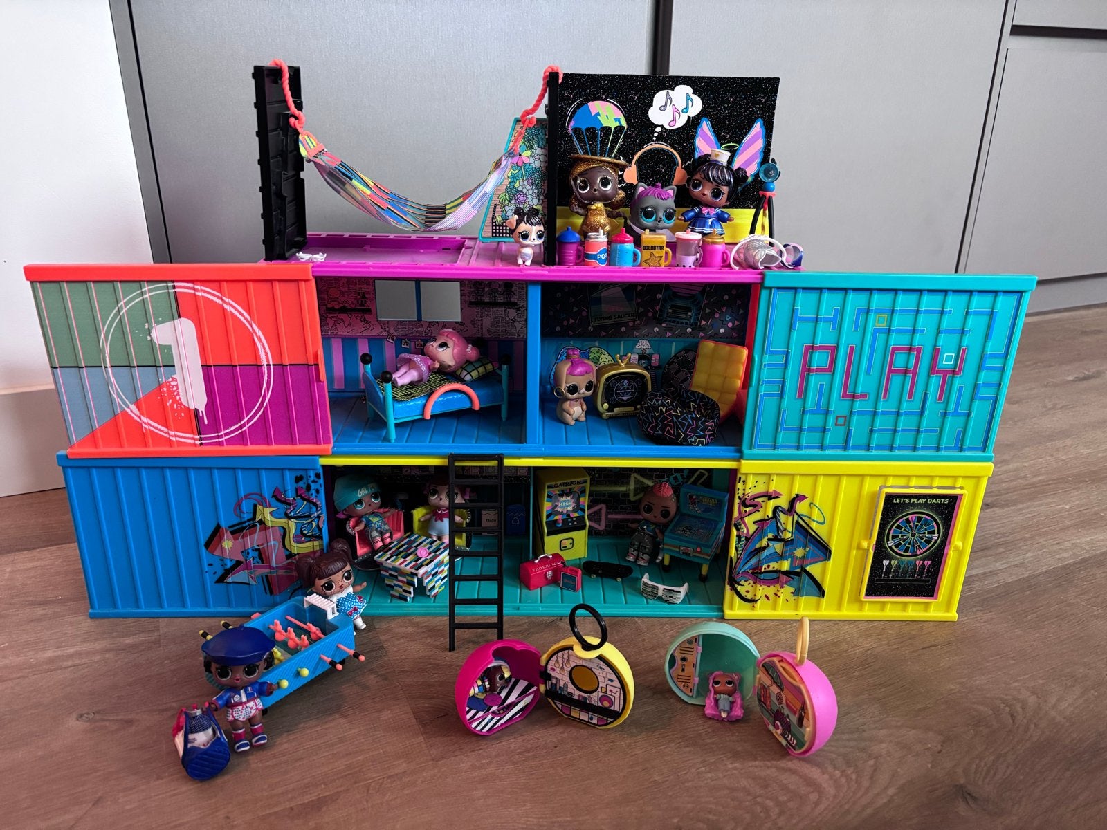 LOL Surprise- Clubhuis-Speelhuis-Poppenhuis, Ophalen of Verzenden, Gebruikt, Poppenhuis