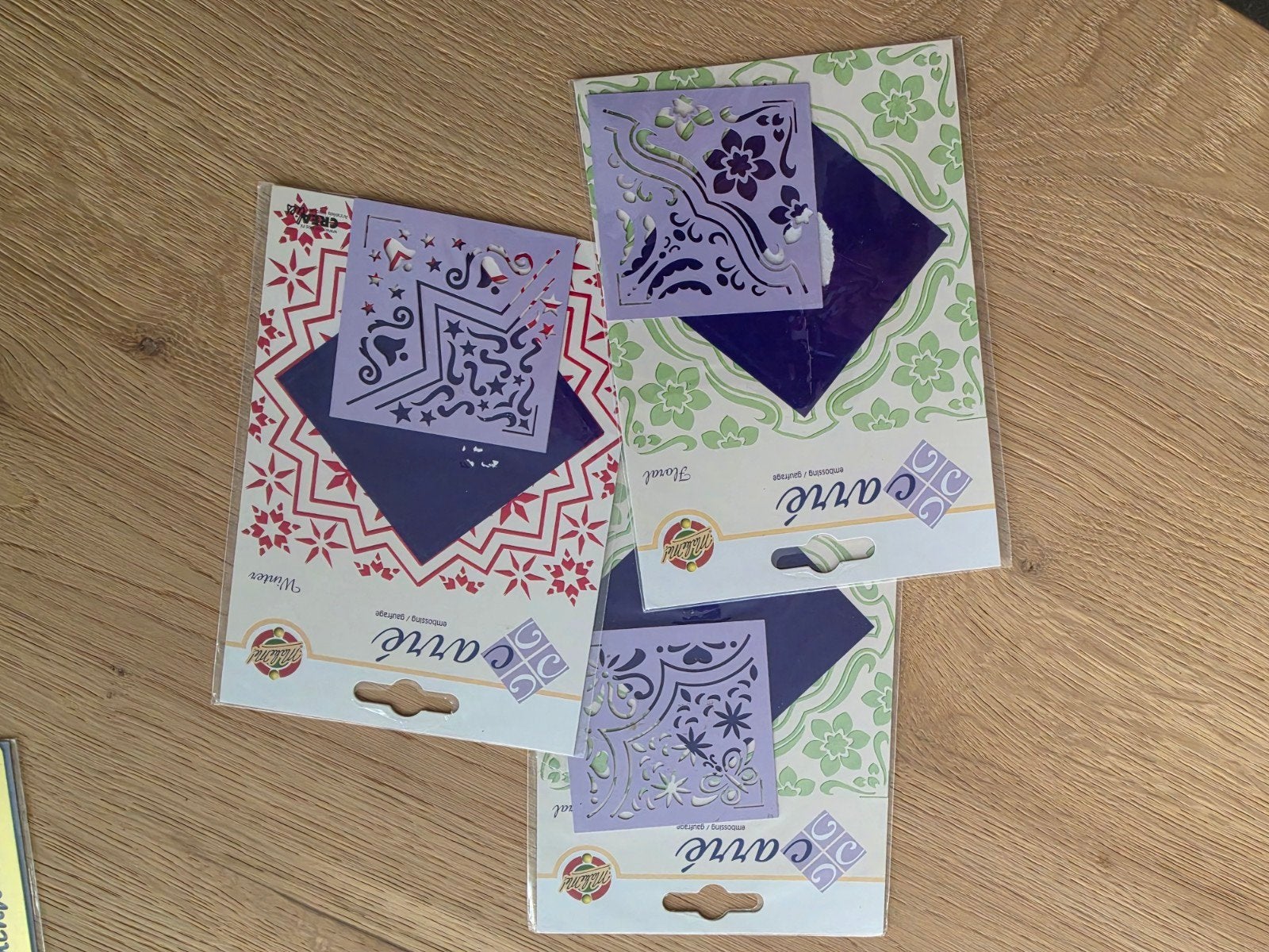 3x Carré sjablonen voor knutselen - Winter & Floraal, Ophalen of Verzenden, Gereedschap of Toebehoren