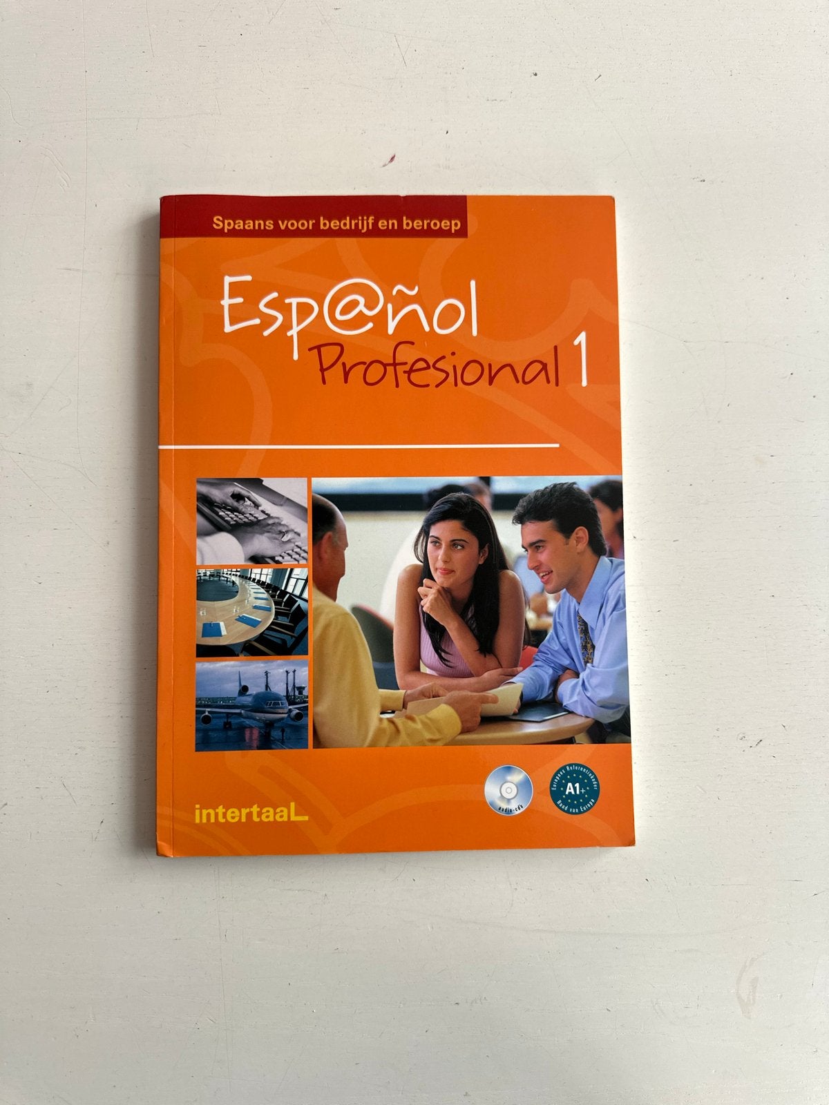 Español Profesional 1 - Spaans voor bedrijf en beroep, Boeken, Ophalen of Verzenden, Zo goed als nieuw, Non-fictie