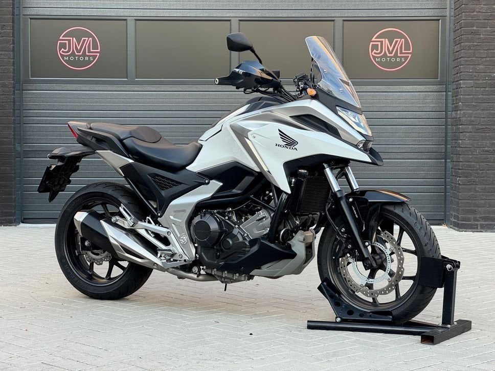 Honda NC 750 X ABS Handvat & zadelverwarming nc750x bj.2021, Motoren, 2 cilinders, Motorrijbewijs A, Ambachtsweg 3c, Bedrijf