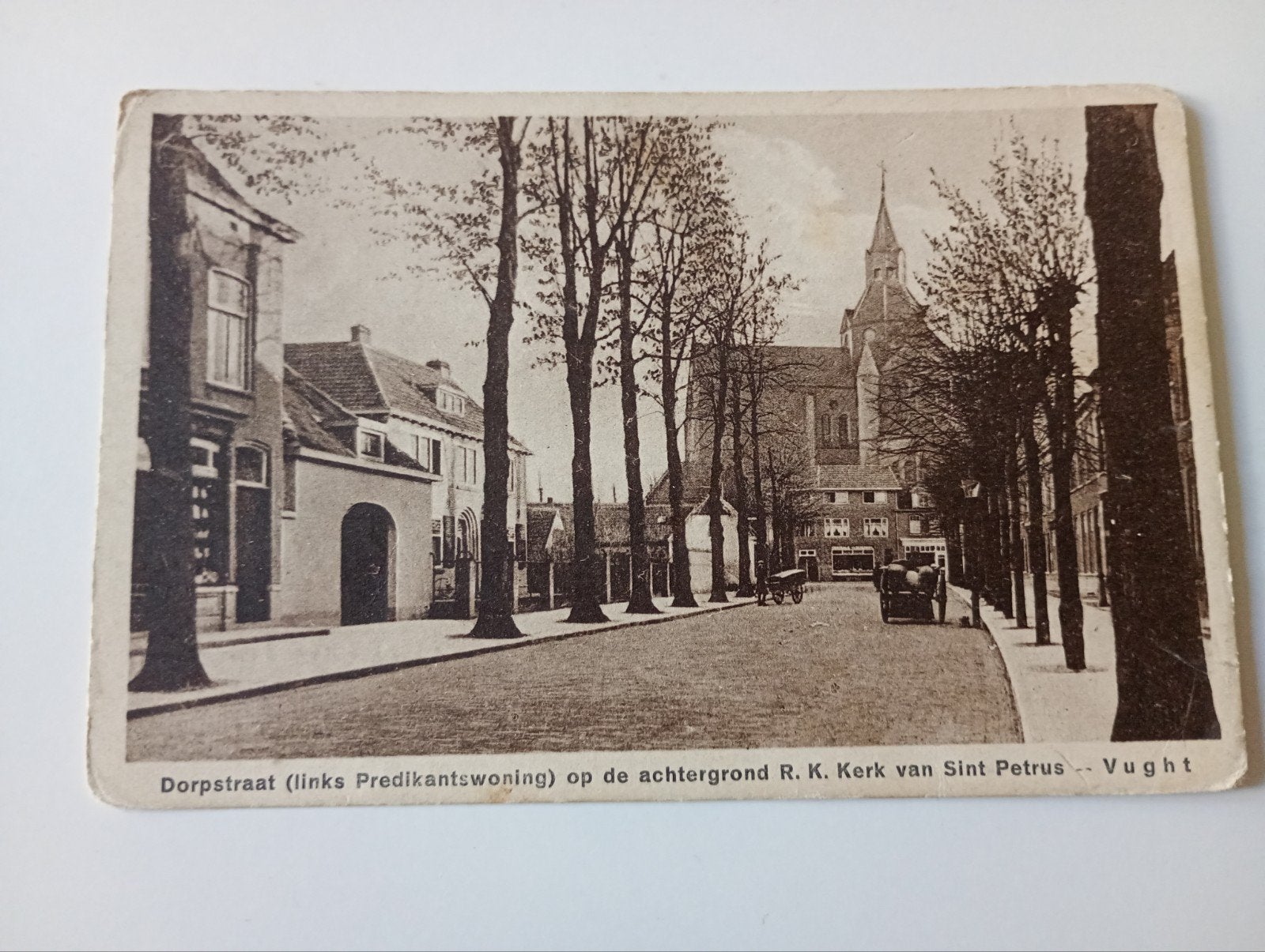 Vught bij 's-Hertogenbosch Dorpsstraat 1928, Verzamelen, Ansichtkaarten | Nederland, Ophalen of Verzenden, 1920 tot 1940, Gelopen