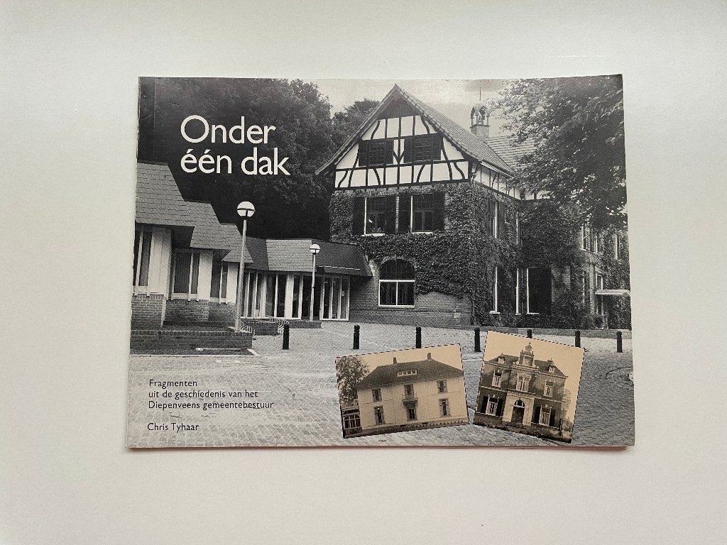 D137 Boek Onder één dak. Gemeente Diepenveen Deventer, Ophalen of Verzenden, 20e eeuw of later, Gelezen