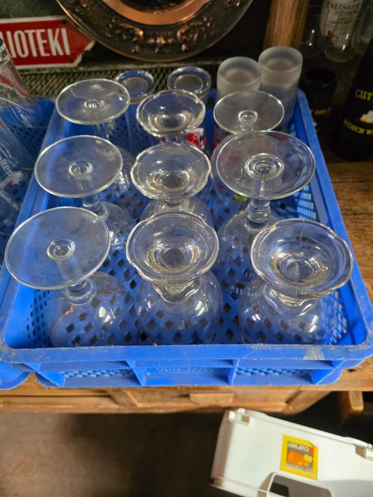 Bierglazen, wijnglazen, pindavaasjes, Heineken, Bitbirger, Ophalen, Zo goed als nieuw, Glas of Glazen, Heineken