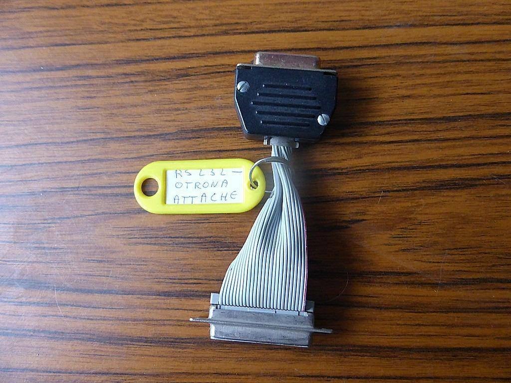RS232 converter voor de Otrona Attache CP/M computer, Computers en Software, Vintage Computers, Ophalen of Verzenden, Otrona