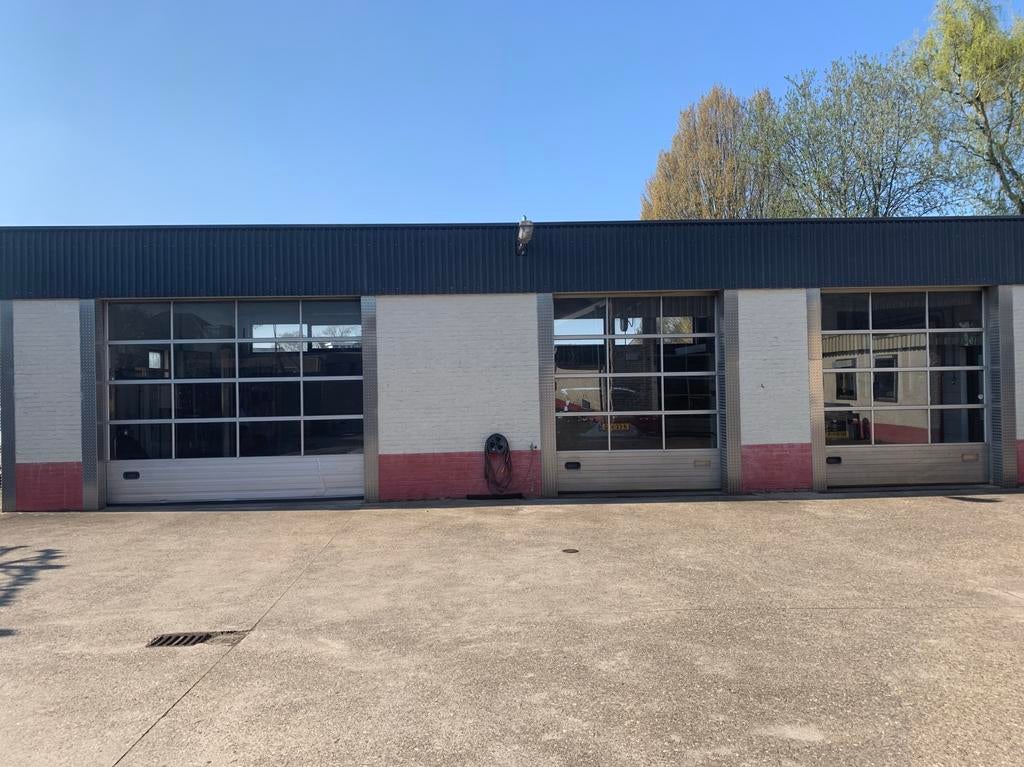 Autogarage- bedrijf ter overname op top locatie in ENSCHEDE, Zakelijke goederen, Exploitaties en Overnames