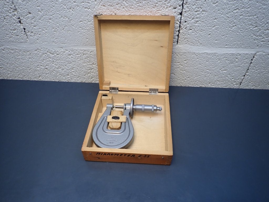Buiten micrometer met grote aflezing , schroefmaat 0-25mm, Niet ingevuld, Gebruikt, Afstand, Niet ingevuld