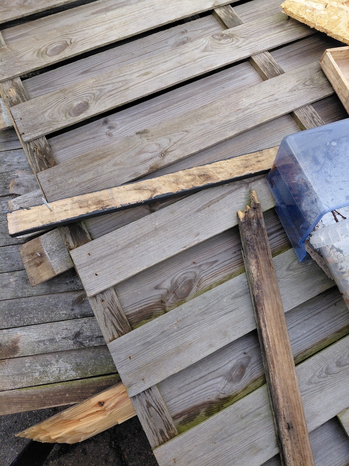 Gebruikte houten planken ook te gebruiken voor brandhout, Gebruikt, Minder dan 25 mm, Ophalen of Verzenden, Balk