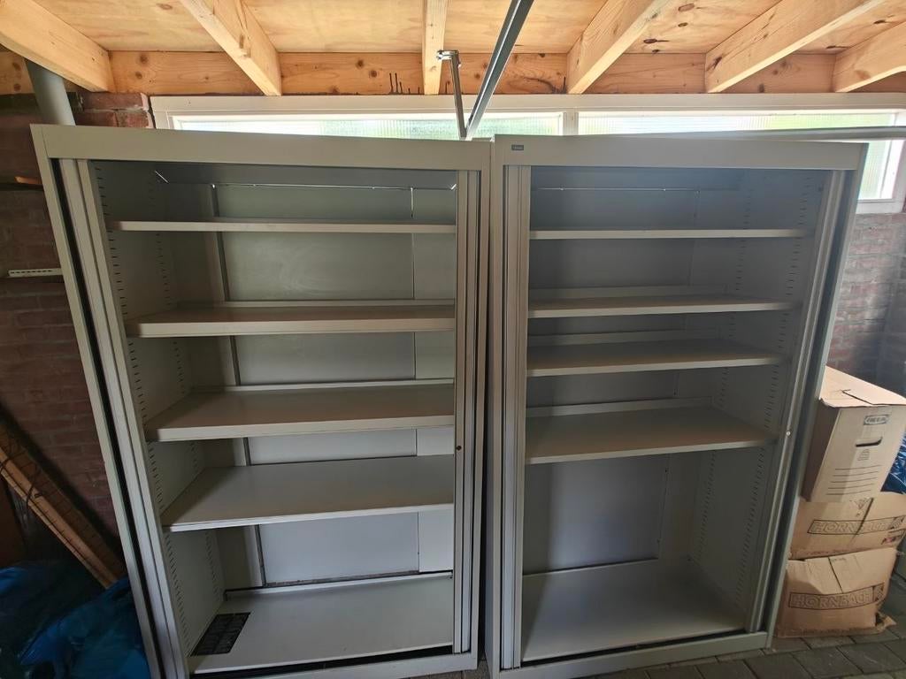 Metalen roldeurkasten (2 stuks) - Ideaal voor opslag, Huis en Inrichting, Kasten | Roldeurkasten en Archiefkasten, Ophalen, Gebruikt