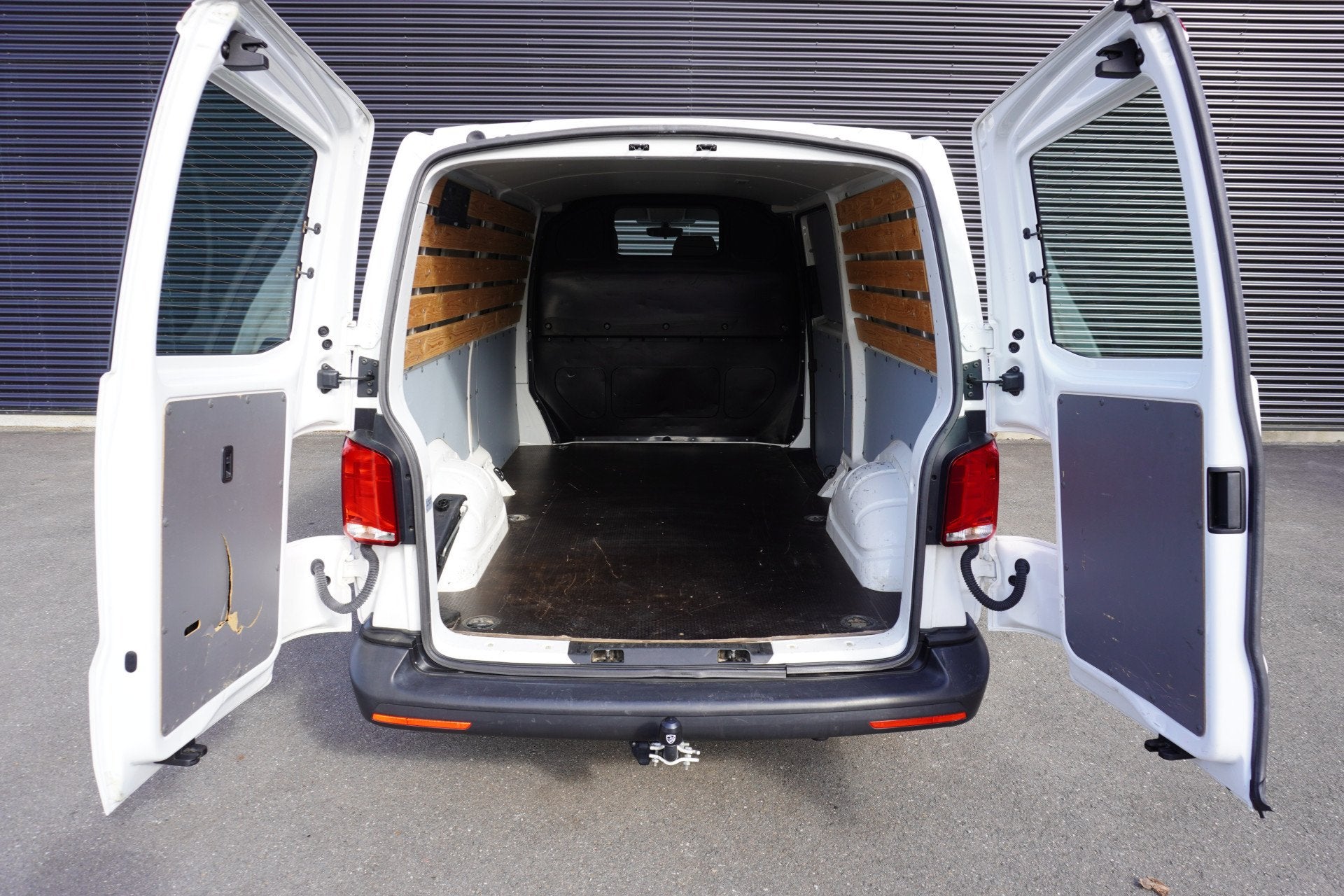Volkswagen Transporter L2H1 110pk Apple Carplay Navigatie Tr, Auto's, Voorwielaandrijving, Stof, 4 cilinders, Volkswagen