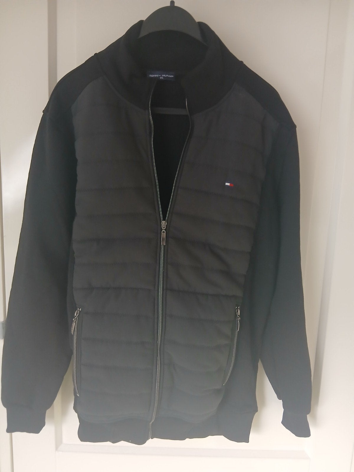 *Nieuw* Tommy Hilfiger L / XL vest, Ophalen of Verzenden, Nieuw, Maat 56/58 (XL)
