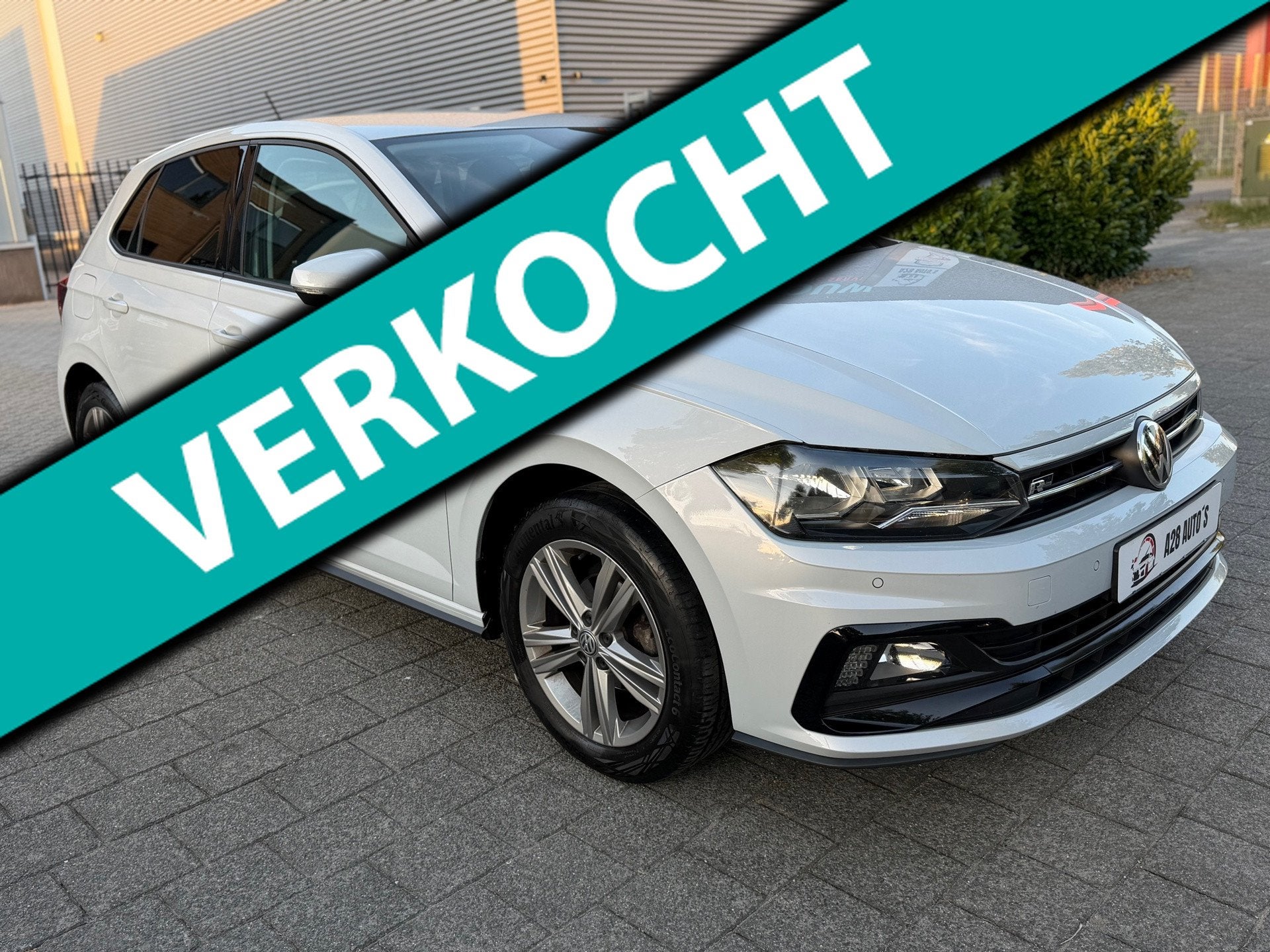 Volkswagen Polo 1.0 TSI Highline Business R|Carplay|Stoelver, Auto's, Stof, Gebruikt, Euro 6, 95 pk