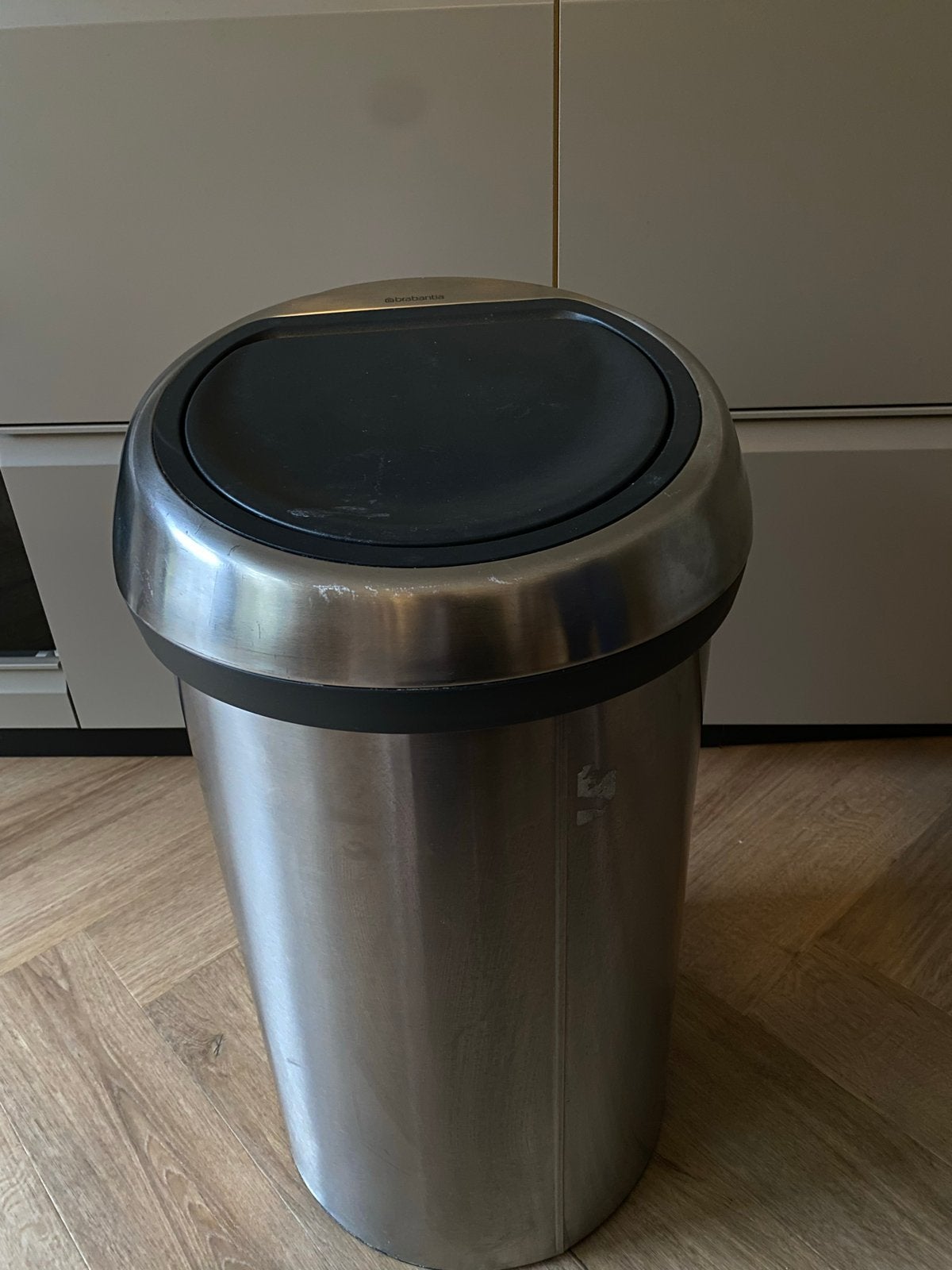 Brabantia prullenbak - Zo goed als nieuw, Huis en Inrichting, Woonaccessoires | Prullenbakken, Met pedaal, Ophalen of Verzenden