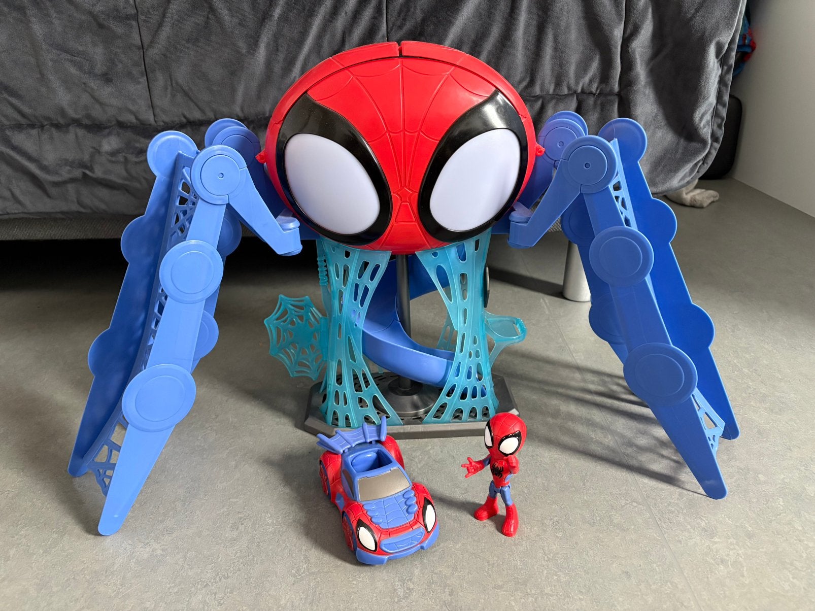 Spidey en iron man speelhuis, Ophalen, Zo goed als nieuw