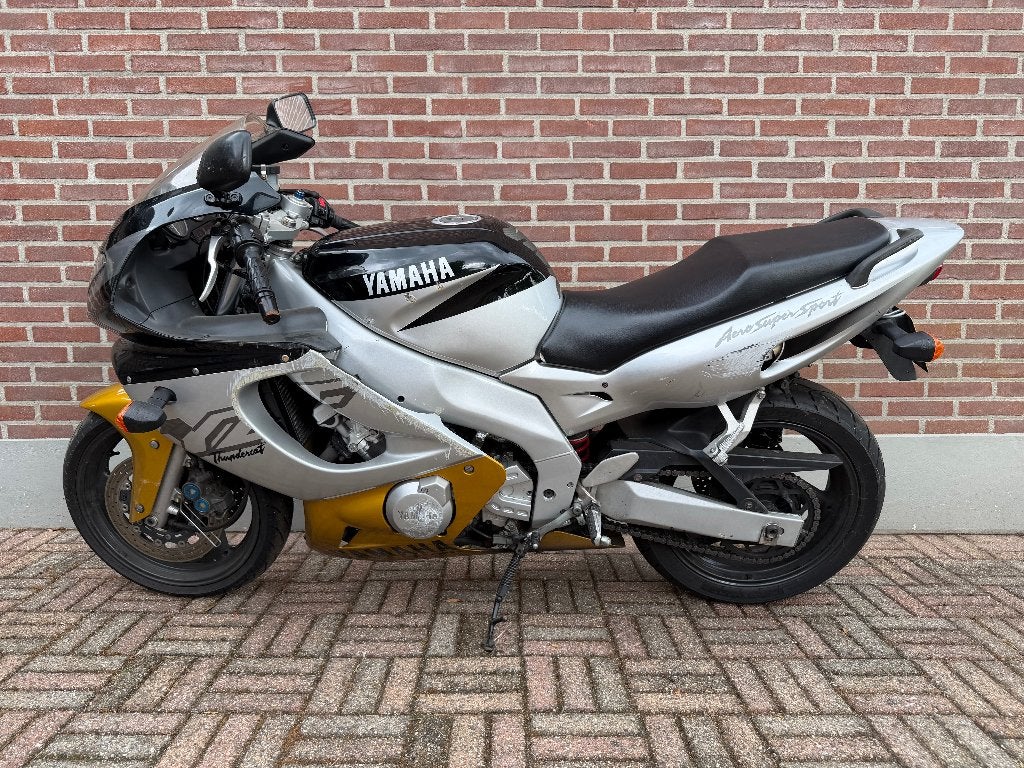 Yamaha YZF600R met schade, Motoren, Motoren | Yamaha, Sportuitlaat, 4 cilinders, Motorrijbewijs A, Sport