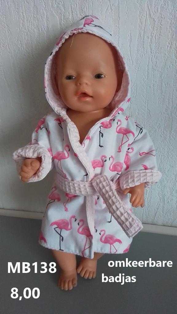 Poppenkleertjes baby born. Omkeerbare badjas., Kinderen en Baby's, Ophalen, Nieuw, Babypop