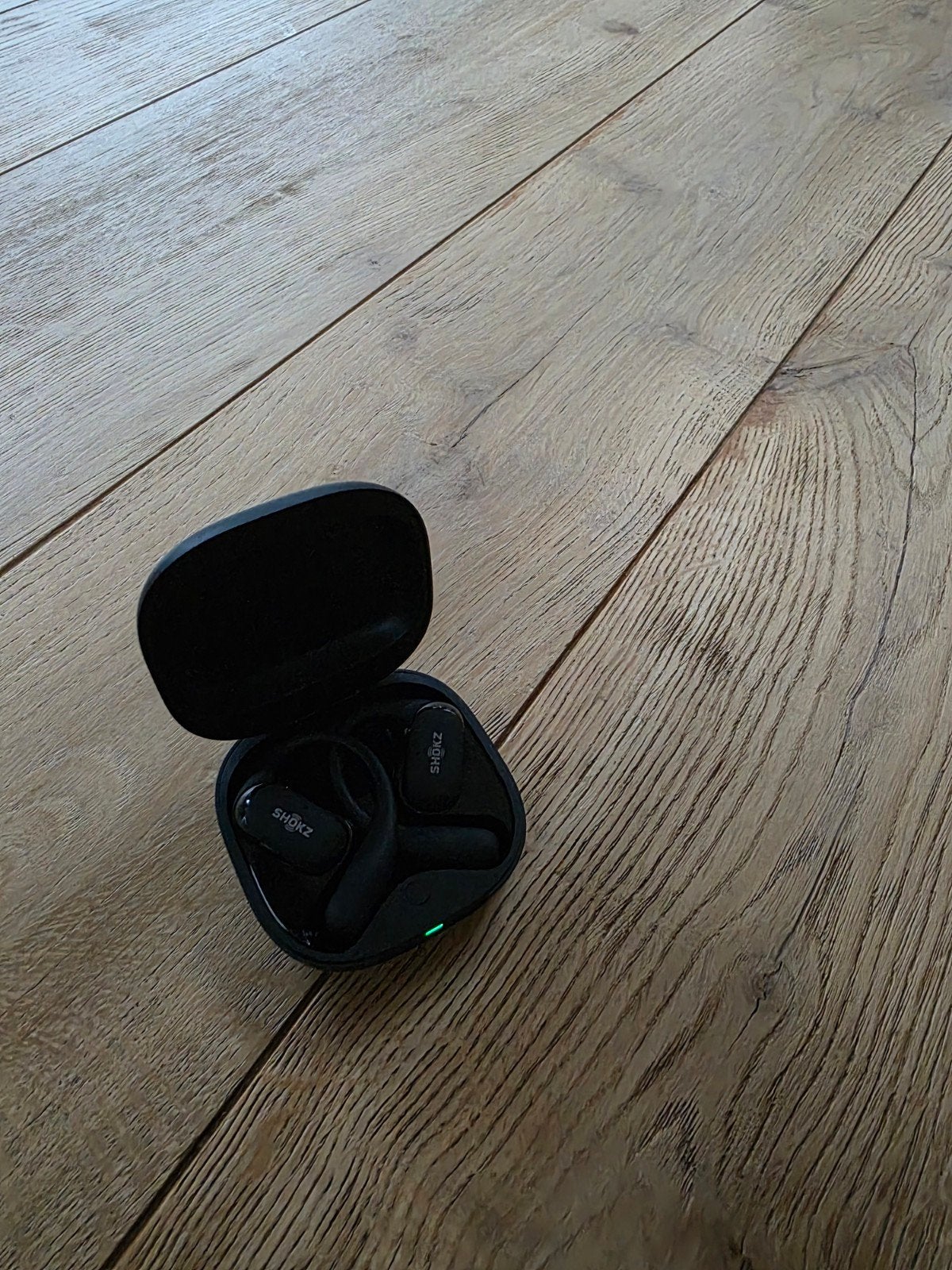 Shokz OpenFit 2+ Open-Ear Hoofdtelefoon - Zo goed als nieuw