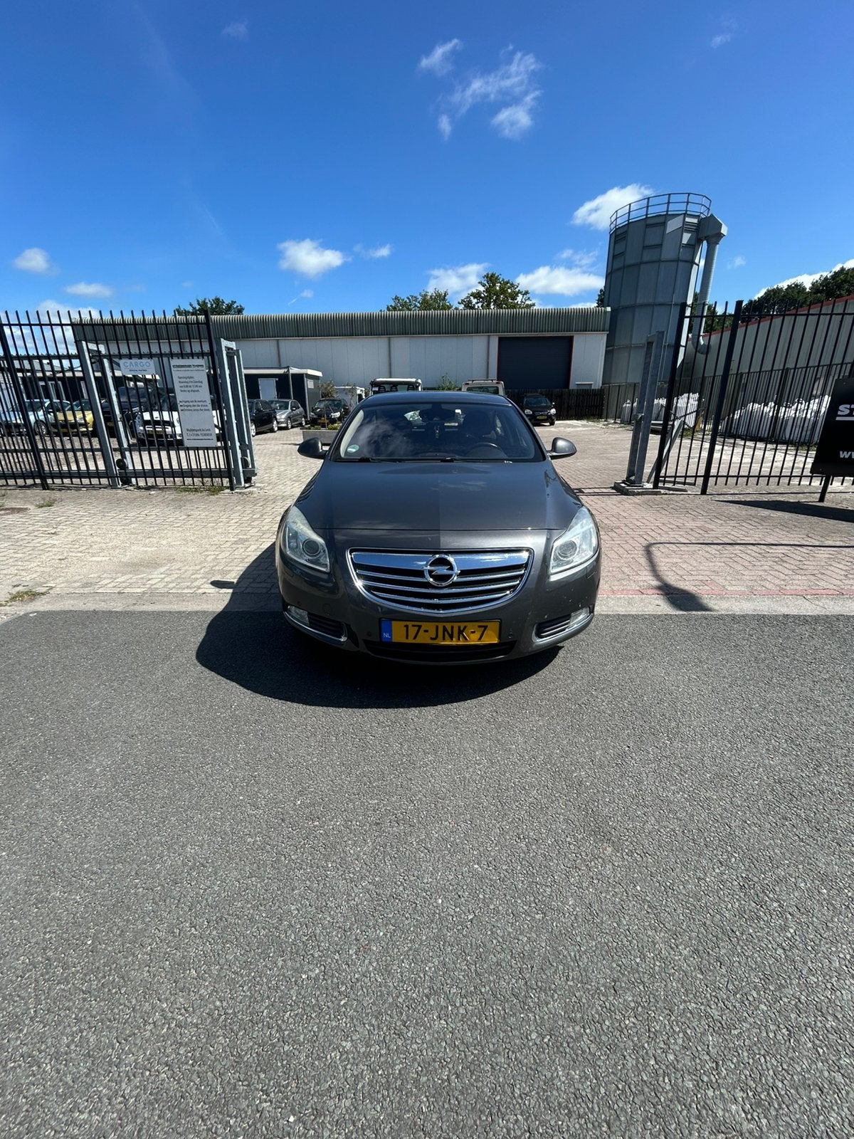 Opel Insignia 1.6 Turbo 132KW 5-DRS 2009 Grijs, Auto's, Opel, 4 cilinders, 179 pk, Origineel Nederlands, Handgeschakeld