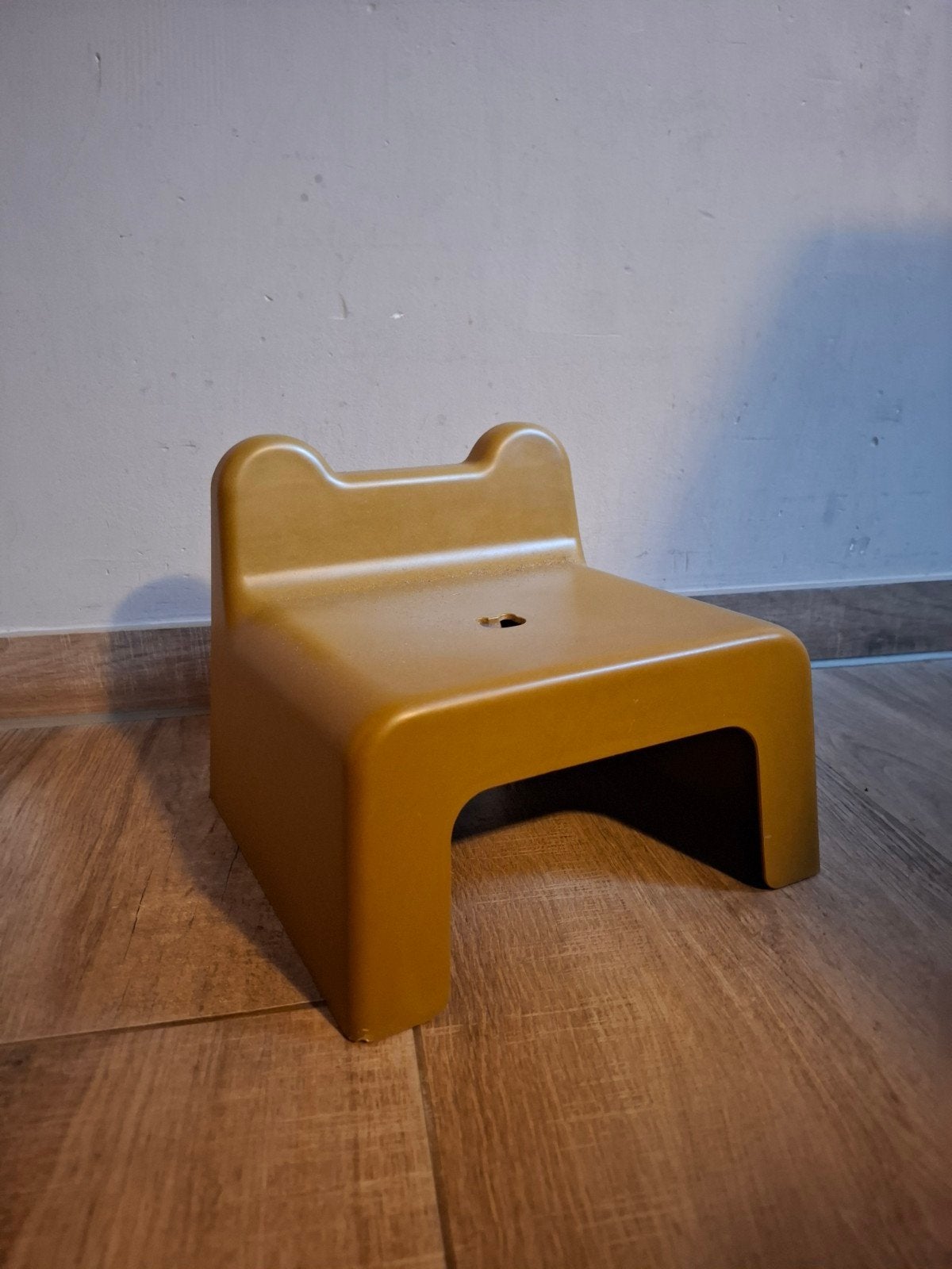 Krukje/opstapje beer Liewood, Ophalen of Verzenden, Zo goed als nieuw, Stoel(en)