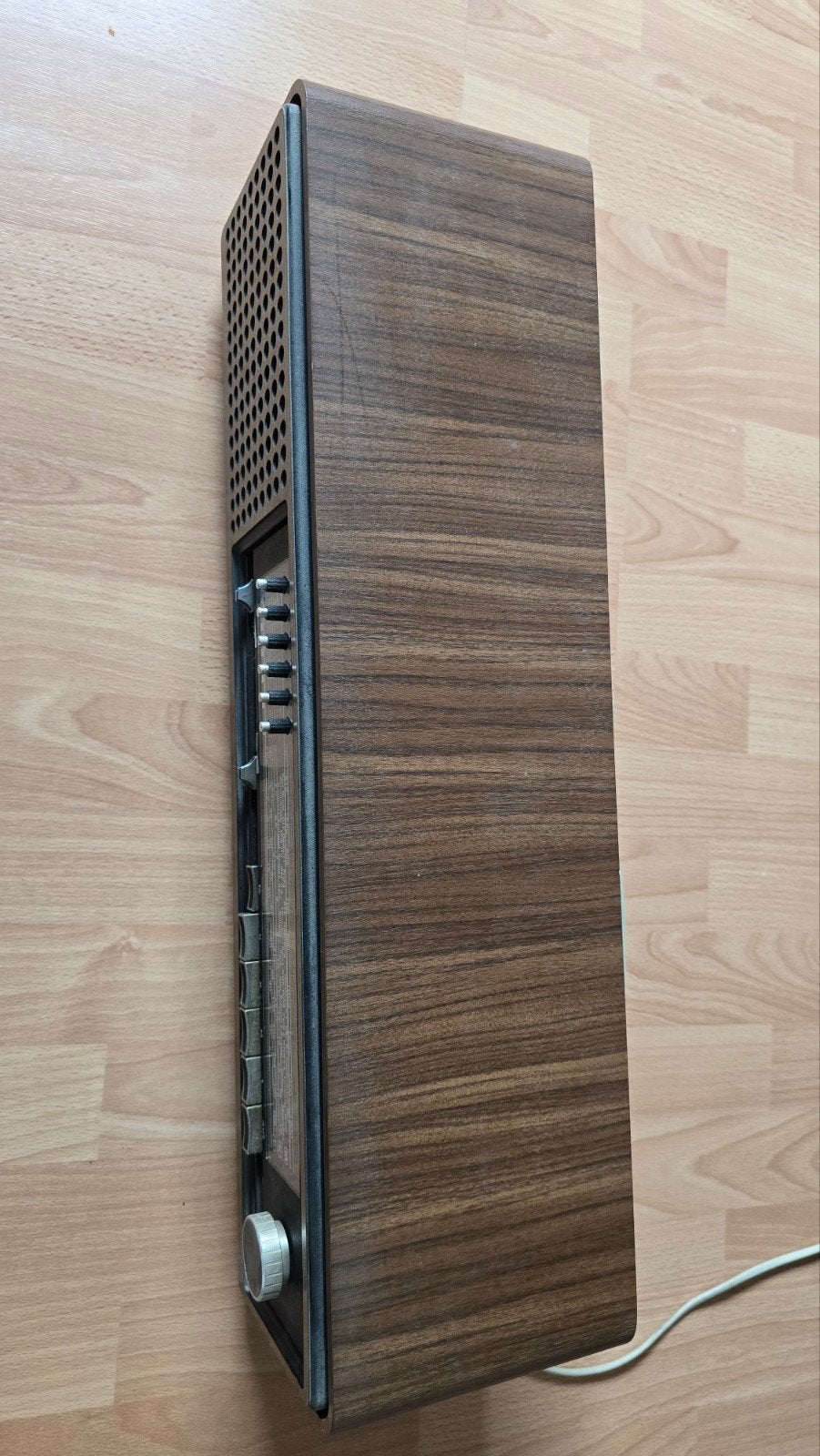 Grundig RF 711 tafelradio, Ophalen of Verzenden