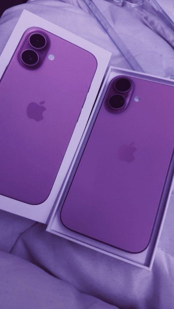 iPhone 16