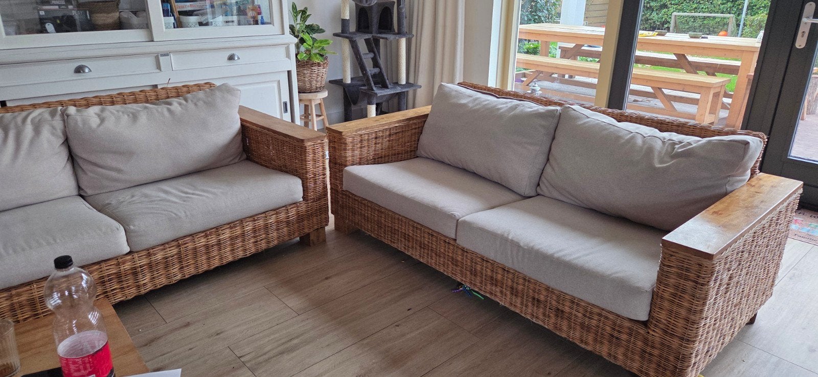Rotan bankstel met crèmekleurige kussens - teab, Ophalen, Gebruikt, Landelijk, Bohemian, 150 tot 200 cm