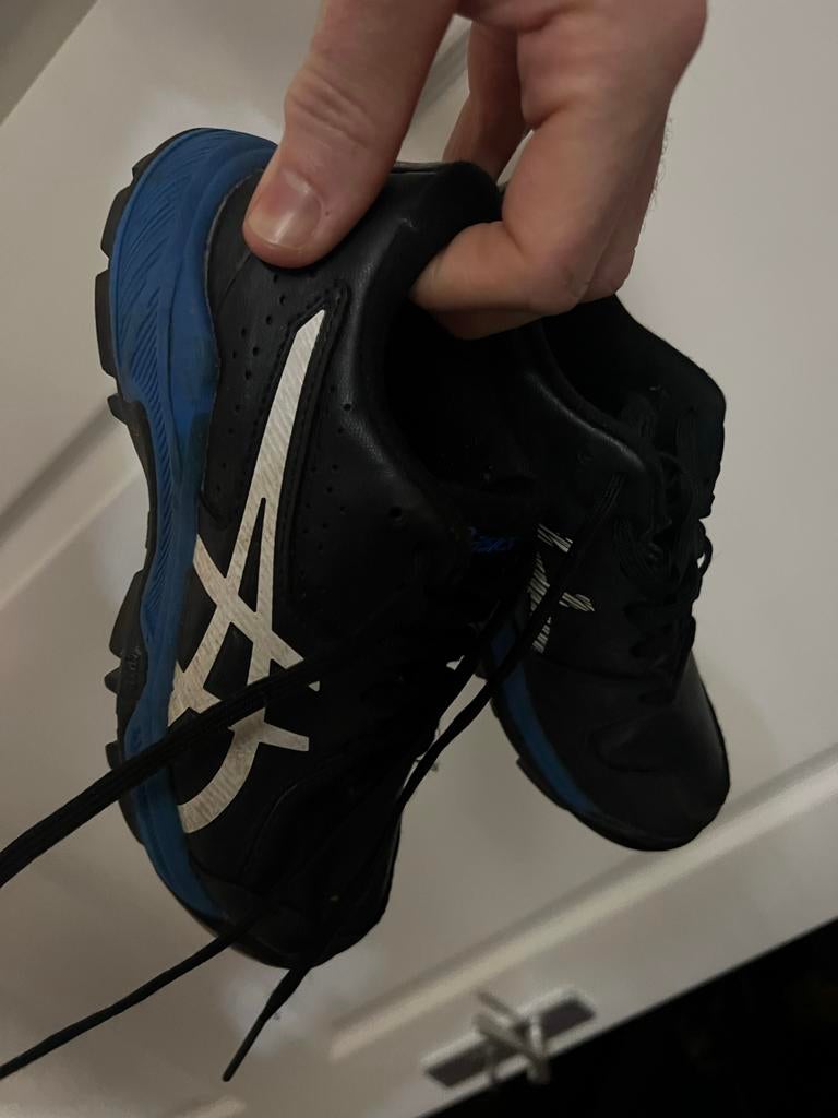 Zo goed als nieuwe kunstgrasschoenen maat 32,5, Ophalen of Verzenden, Zo goed als nieuw, Schoenen
