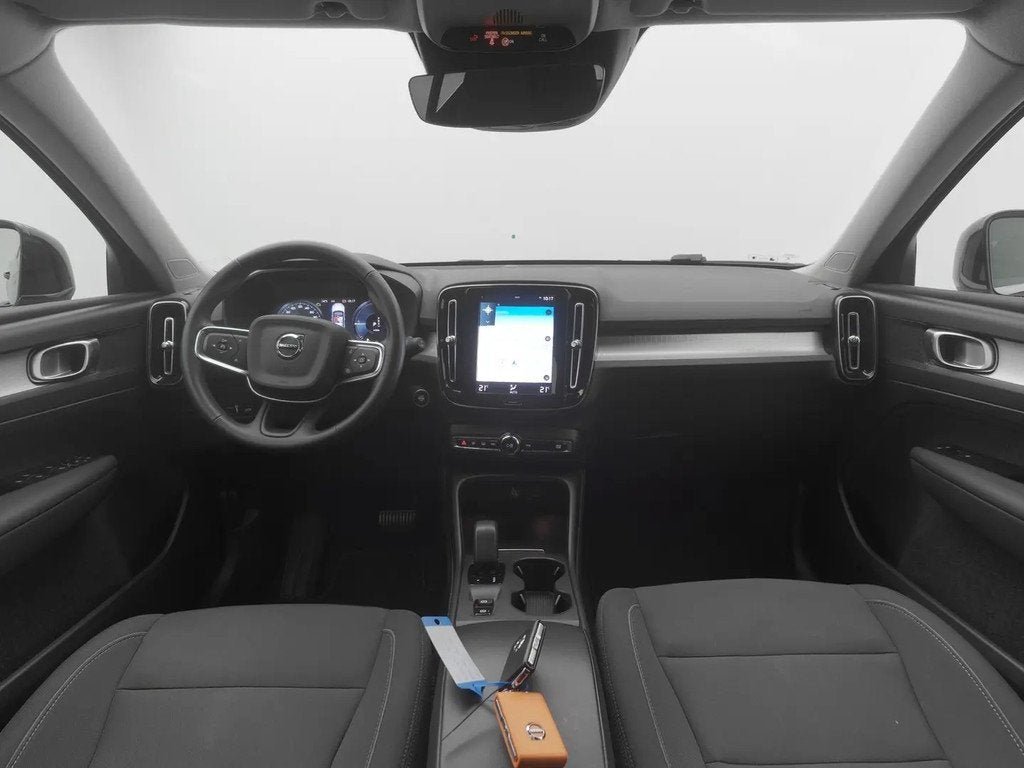 Volvo XC40 € 23.700,00, Automaat, Gebruikt, Zwart, Bedrijf