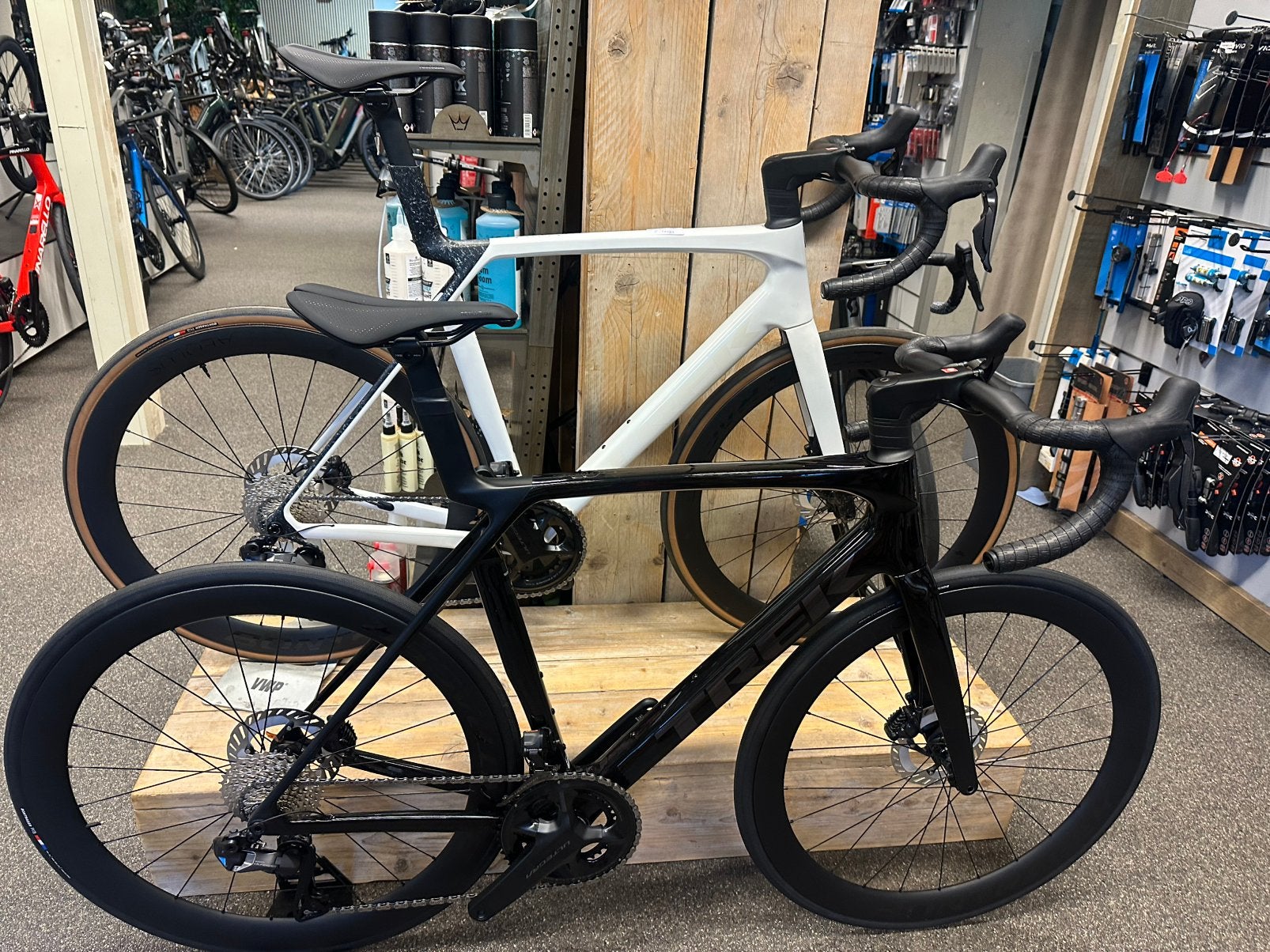Nieuwe Trek madone sl7 €4399,-, Minder dan 10 versnellingen, Ophalen, Overige merken, Nieuw