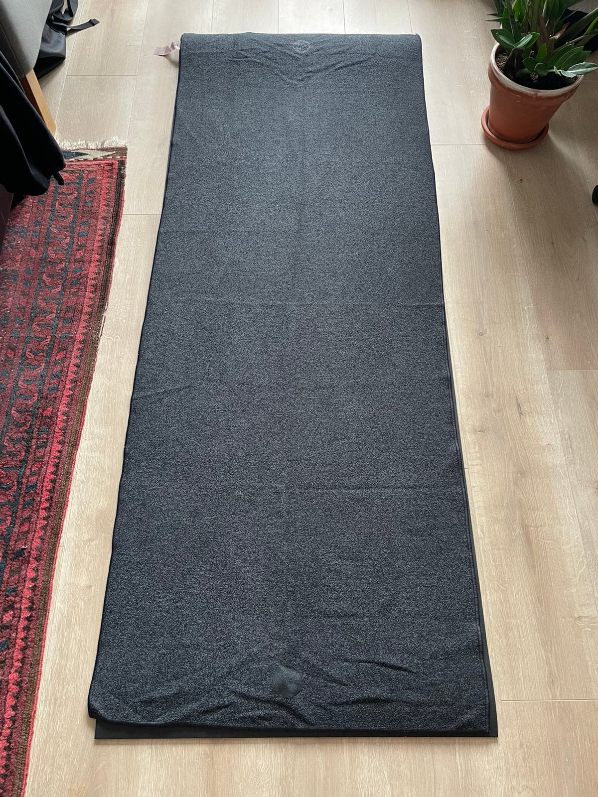 Manduka Yogitoes yoga towel, Ophalen of Verzenden, Zo goed als nieuw, Yoga-accessoire