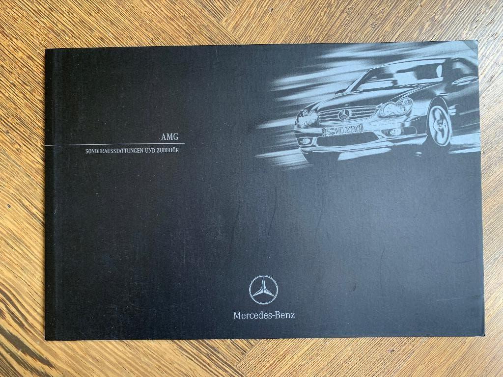 Accessoires folder Mercedes-Benz AMG 2002 totaalprogramma, Nieuw, Mercedes-Benz, Mercedes, Ophalen of Verzenden