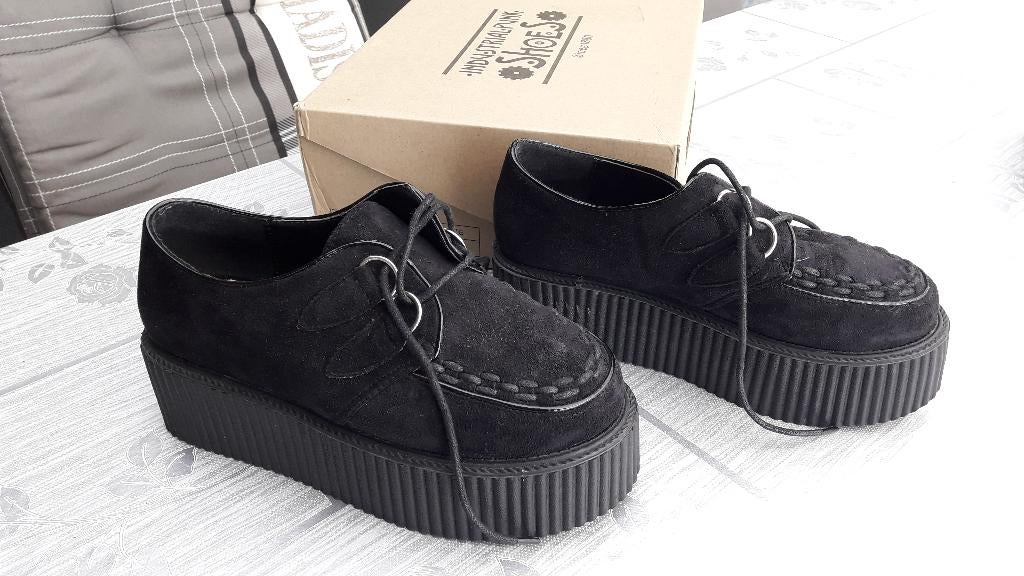 Industrial Punk Shoes, Kleding | Dames, Schoenen, Zwart, Ophalen of Verzenden, Sneakers of Gympen, Zo goed als nieuw