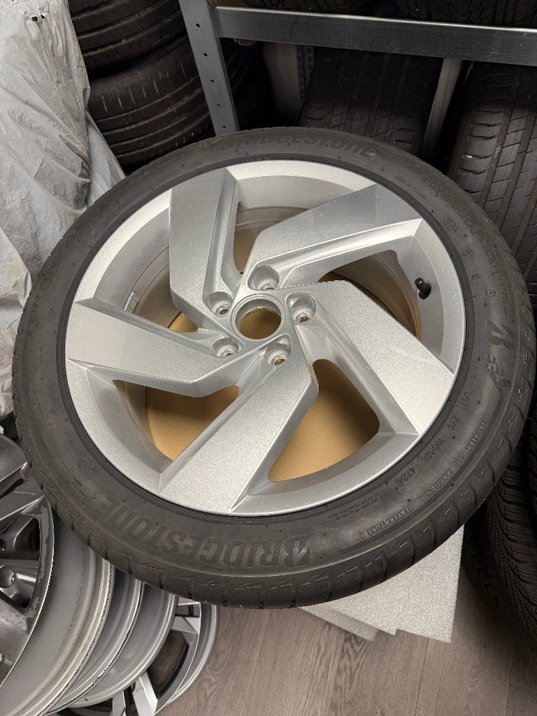 VW Golf GTI/GTE Richmond zomerset 225/45R17 - origineel, Ophalen, Gebruikt, Banden en Velgen, 17 inch