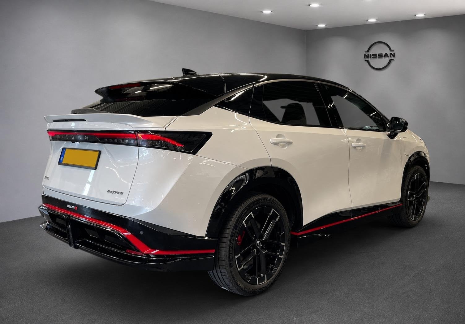 Nissan Ariya e-4ORCE NISMO 91 kWh *Nieuwe auto*, Auto's, Nissan, Automaat, 12 maanden, Gebruikt, 2084 kg