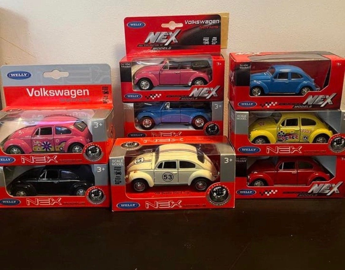 10 Volkswagen Kever modelauto's: 9 Welly, 1 Kinsmart, Ophalen of Verzenden, Zo goed als nieuw, Auto, Overige merken