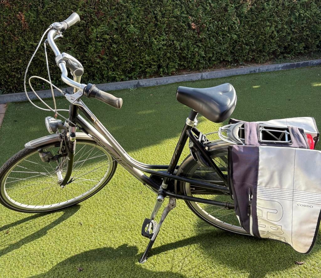 Gazelle dames fiets, Gebruikt, Versnellingen, Gazelle, 56 cm of meer