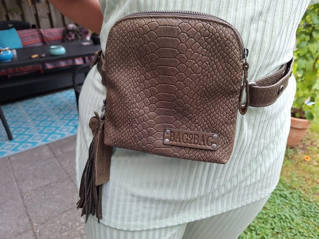 Nieuwe aparte leren heup of schouder tas van Bag2Bag, Sieraden, Tassen en Uiterlijk, Ophalen of Verzenden, Nieuw, Bruin, Overige typen
