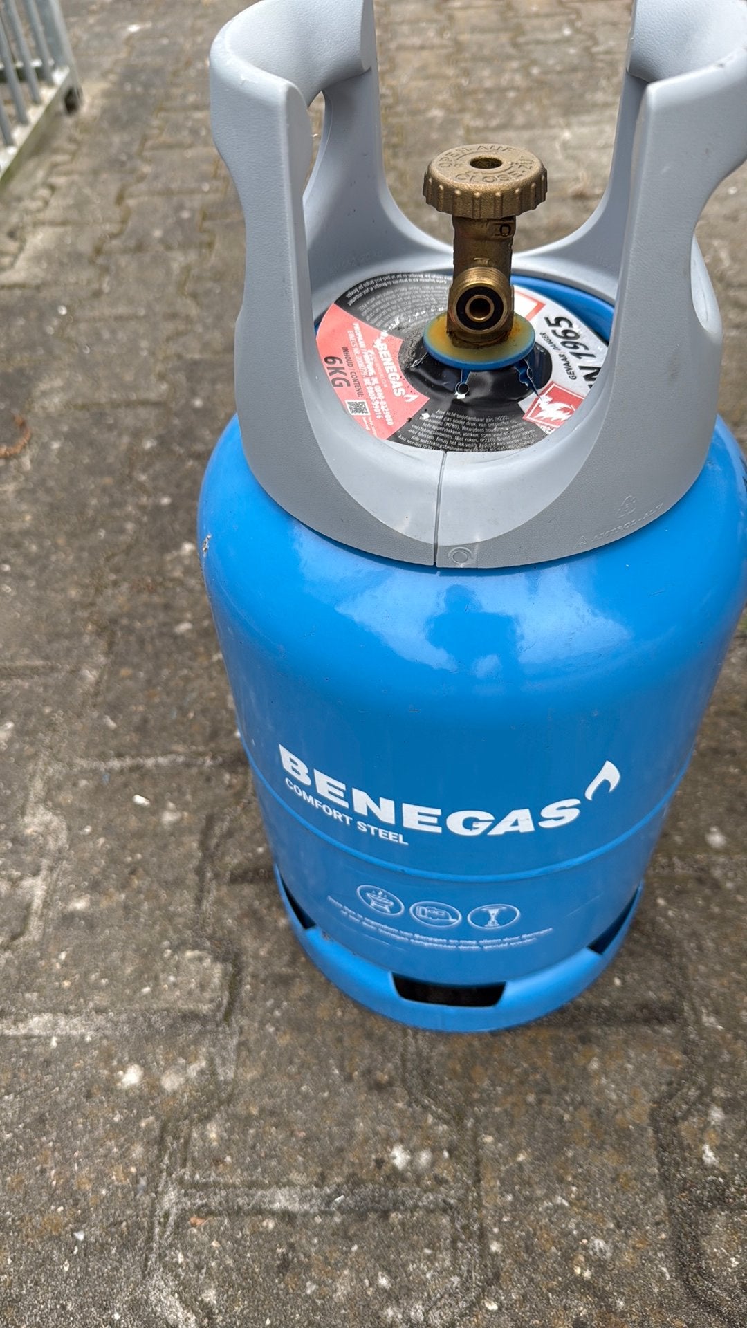 Benegas confort steel gasfles 2/3 vol bene gas, Caravans en Kamperen, Kampeeraccessoires, Ophalen