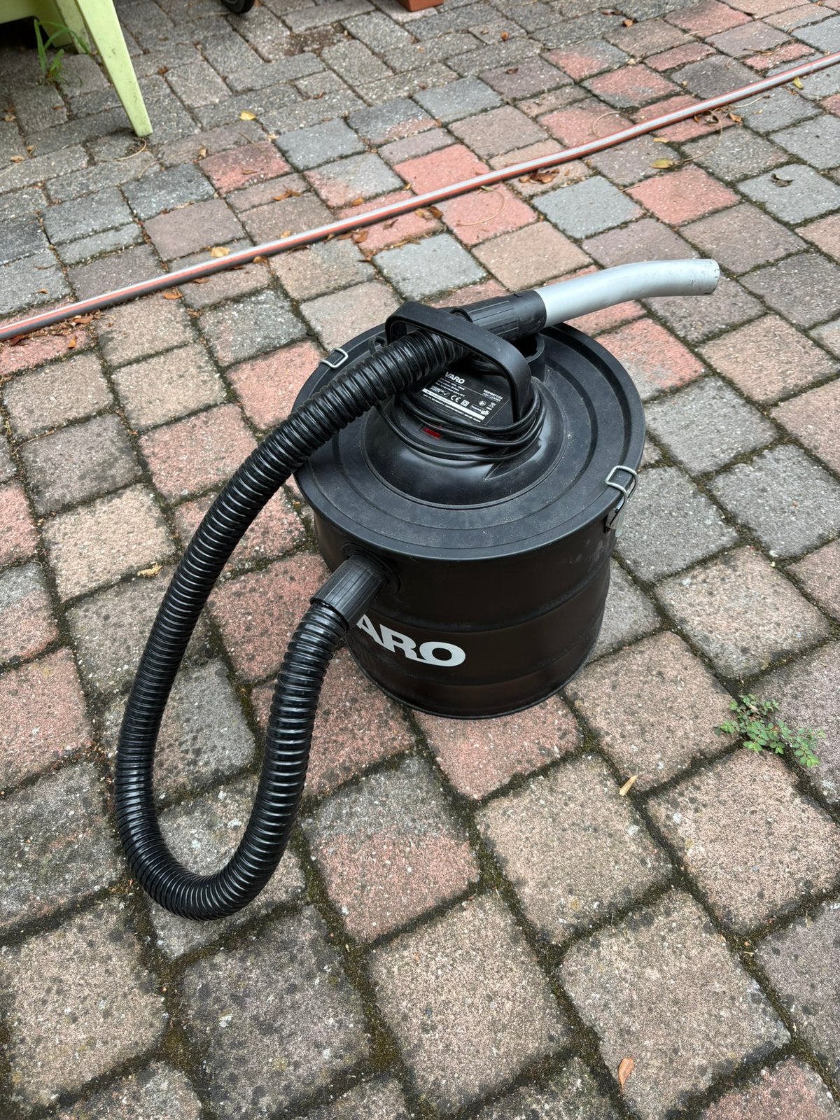 Varo 1200Watt 20L asstofzuiger, aszuiger, Witgoed en Apparatuur, Stofzuigers, Ophalen, Zo goed als nieuw