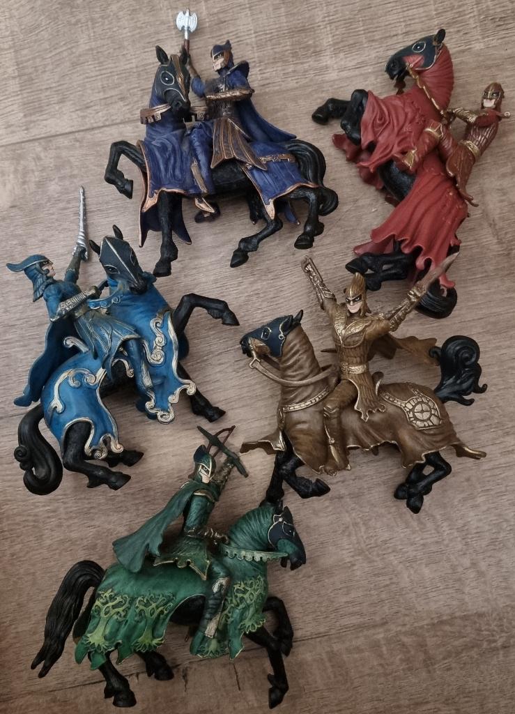 Raveleijn ruiters, Ophalen of Verzenden, Gebruikt, Beeldje of Poppetje