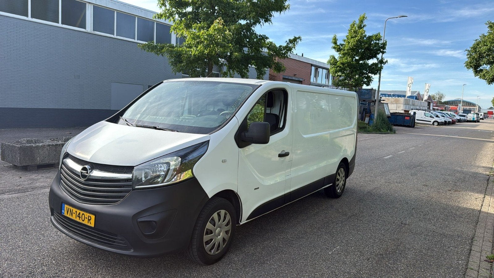 Opel Vivaro 2.0 D 66KW BV 2015, Voorwielaandrijving, Euro 5, 15 km/l, Zwart