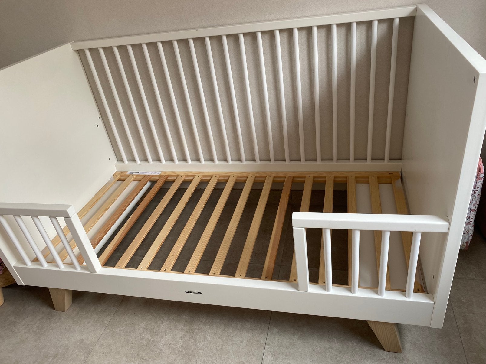 Kidsmill Lars/ Fynn ledikant 140 x 70, Kinderen en Baby's, Kinderkamer | Bedden, Ophalen, 70 tot 85 cm, 140 tot 160 cm, Zo goed als nieuw