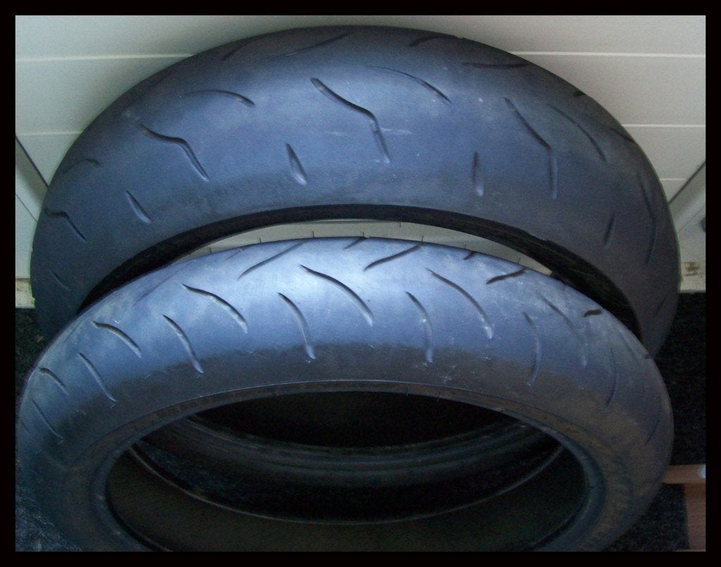 Motorband Battlax BT016  120/70/17 en 180/55/17, Motoren, Ophalen, Gebruikt
