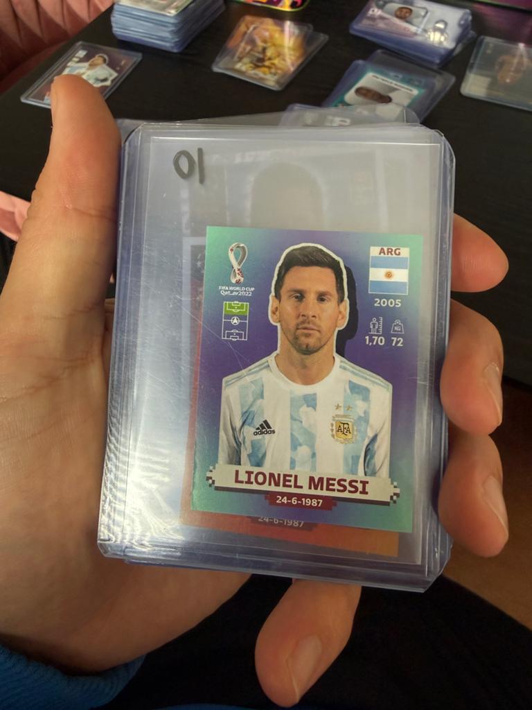 Lionel Messi Panini FIFA World Cup Qatar 2022 sticker, Ophalen of Verzenden