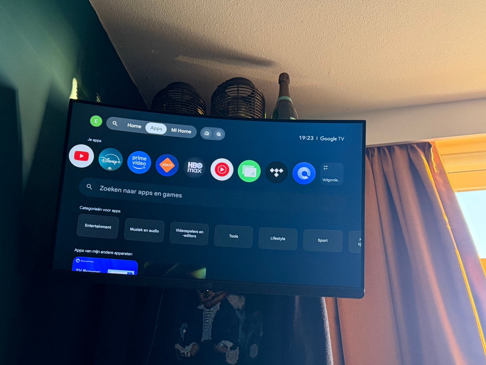 Gaming monitor met swingarm en TV Stick, Computers en Software, HDMI, 101 t/m 150 Hz, Minder dan 1 ms, Zo goed als nieuw