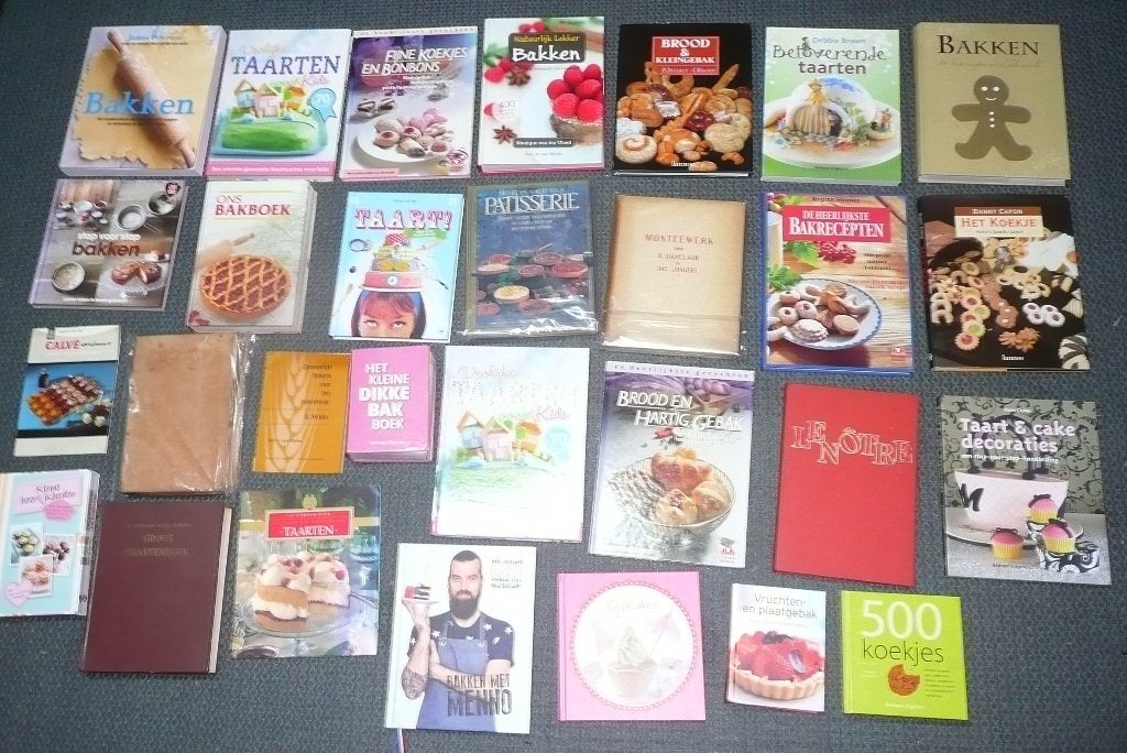 38 x BAKKEN – taarten – bakboek – monteewerk - PATISSERIE, Boeken, Ophalen of Verzenden, Zo goed als nieuw, 38 x BAKKEN – taarten – bakboek – monteewerk - PATISSERIE